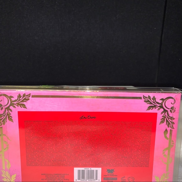 Venus XL Eyeshadow Palette - Picture 9 of 15